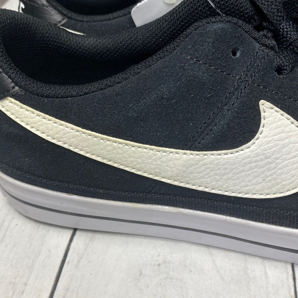 Nike Men's Court Legacy Suede Black and White Sneakers Sz 9 - Picture 7 of 12